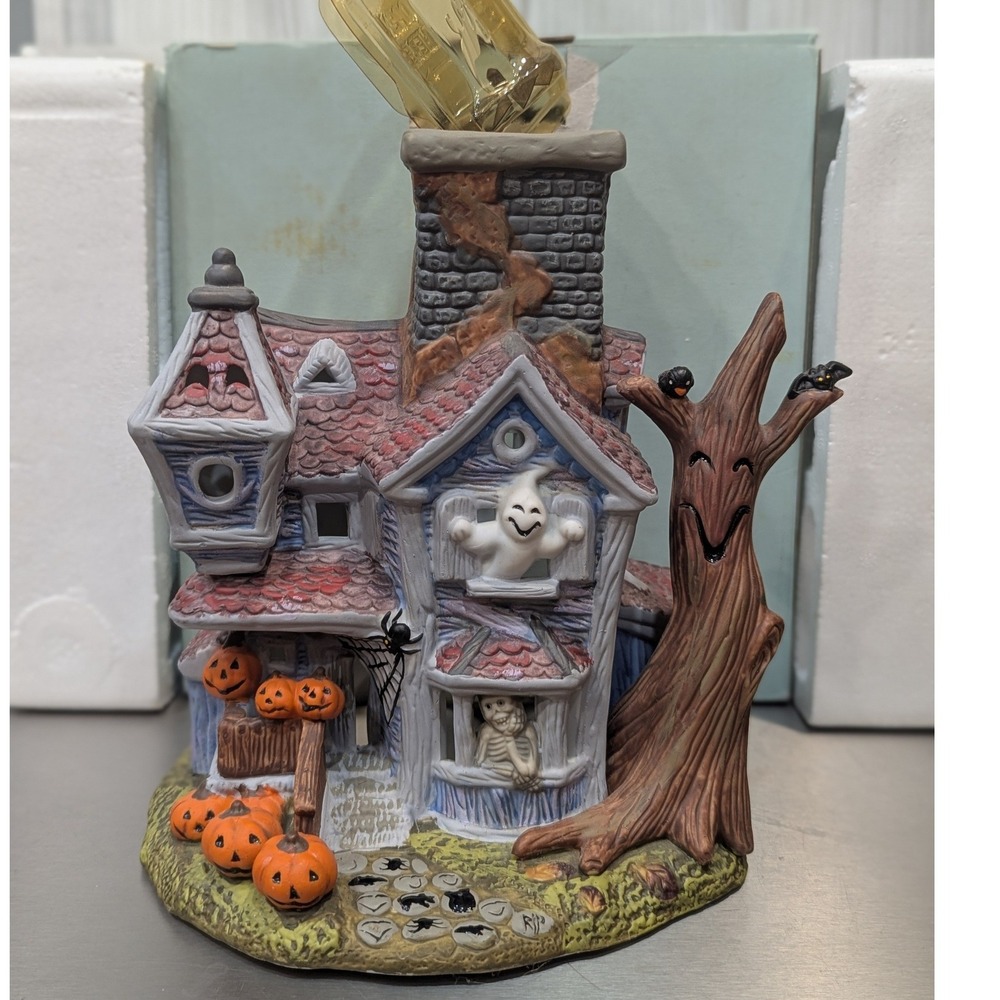 PartyLite Ghostly Tealight House P7862 Halloween Haunted Manor W/ Turning Ghost
